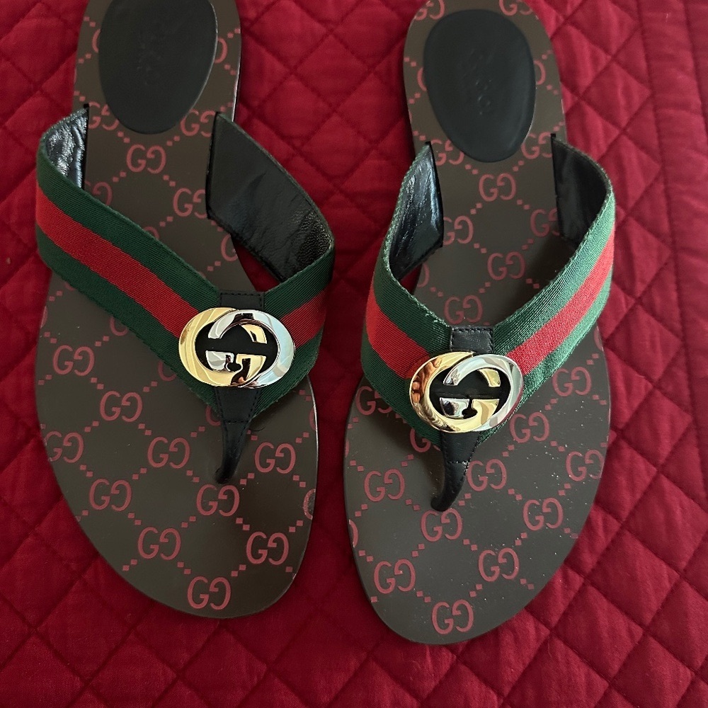 Gucci sandals